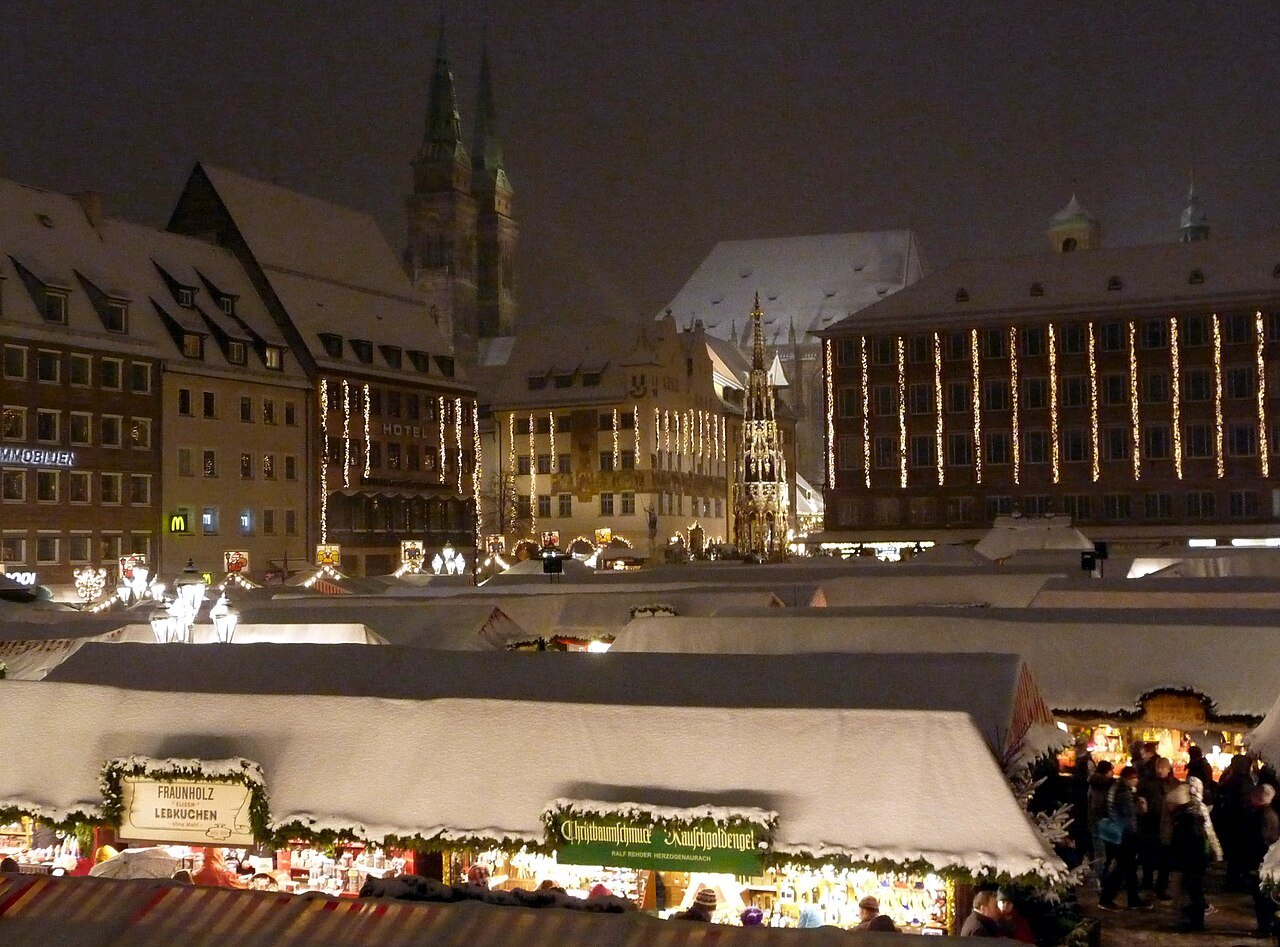 Vánoční trhy Norimberk 2026: Christkindlesmarkt, Kinderweihnacht a Markt der Partnerstädte